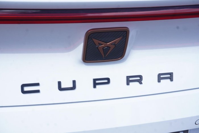 2023 CUPRA Leon V