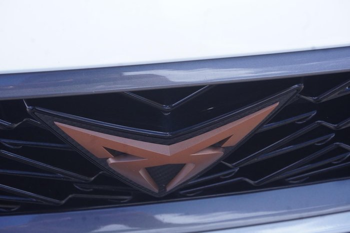 2023 CUPRA Leon V