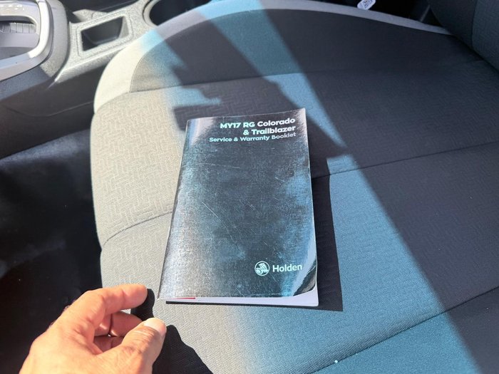 2017 Holden Colorado LS RG MY18 4x2 Summit White