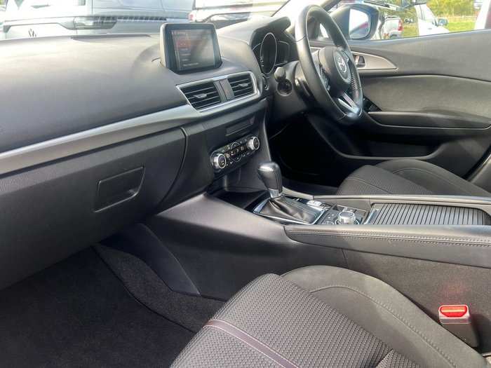 2018 Mazda 3 Maxx Sport