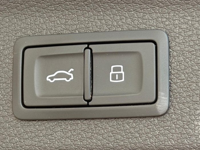 2024 Audi Q3 35 TFSI S line