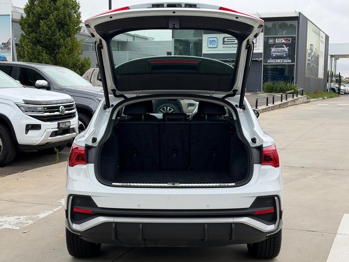 2024 Audi Q3 35 TFSI S line