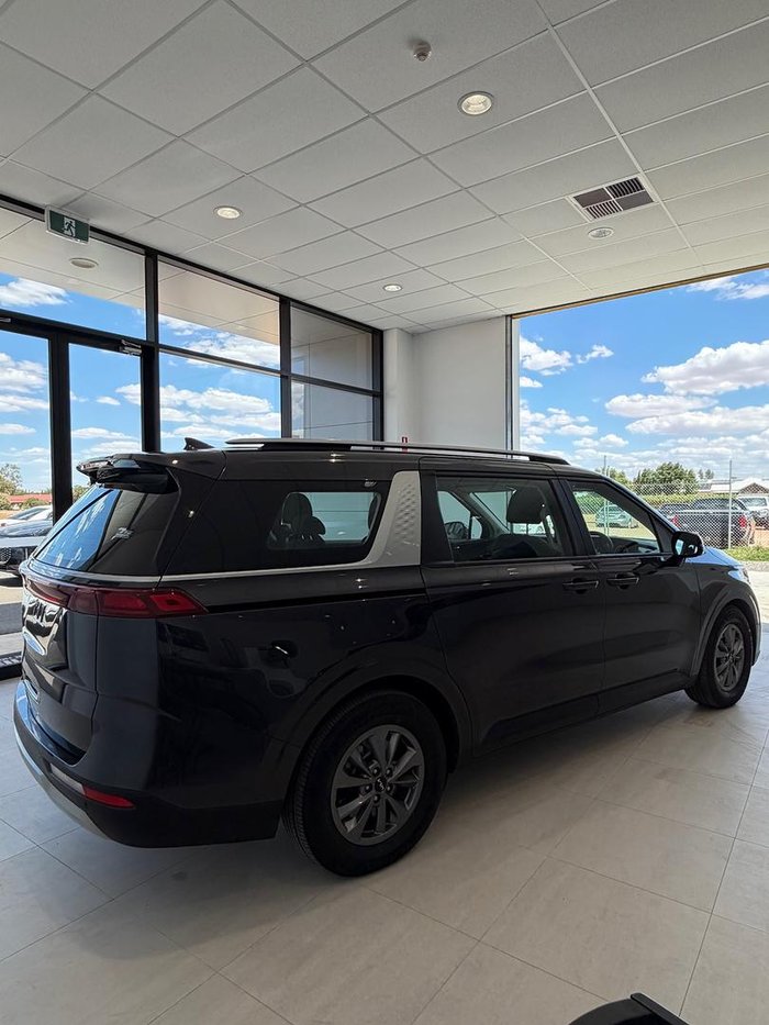 2022 Kia Carnival S