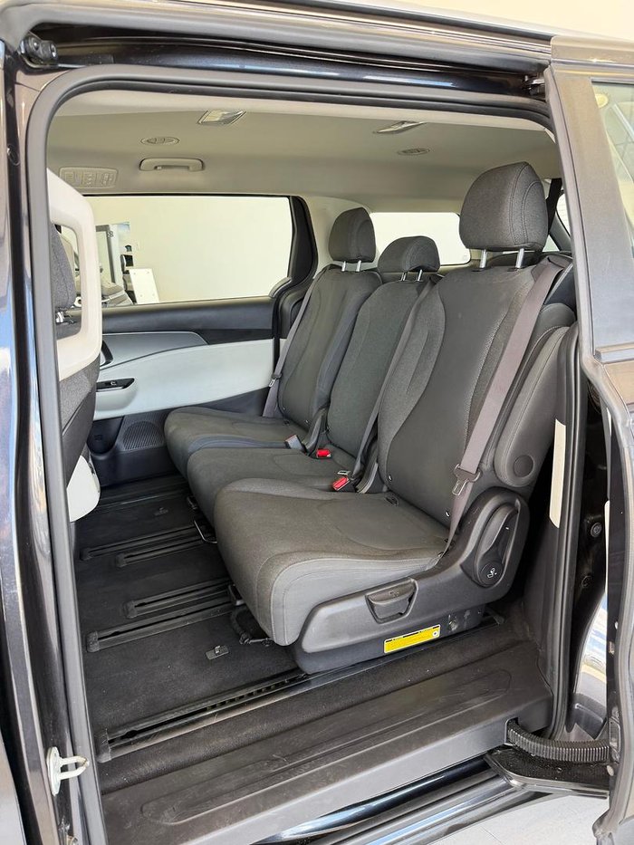 2022 Kia Carnival S