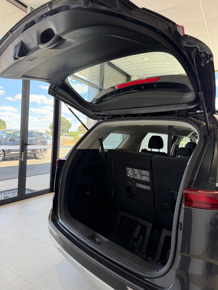 2022 Kia Carnival S