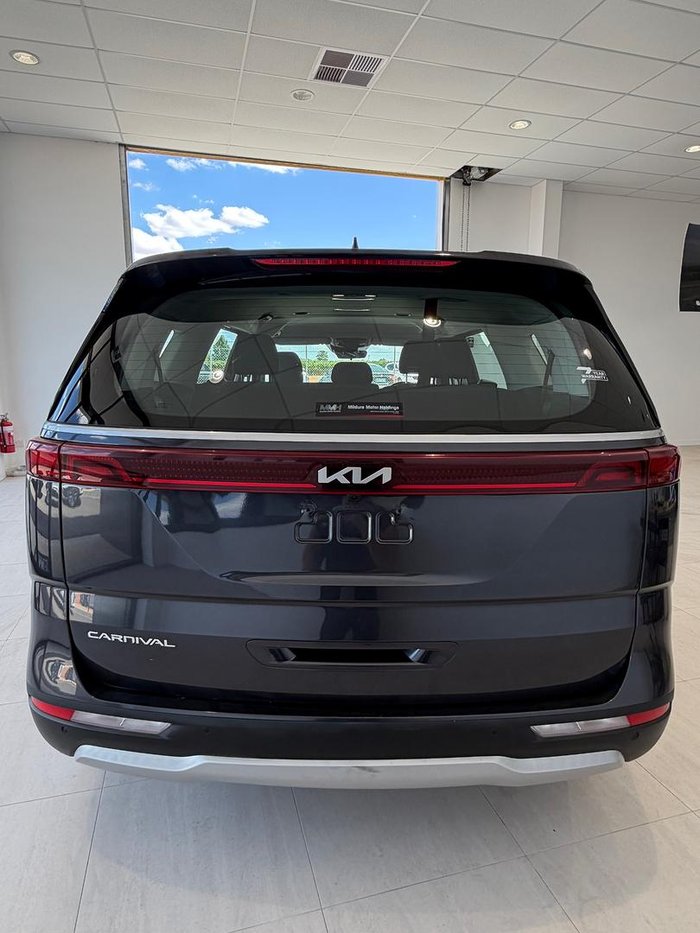2022 Kia Carnival S