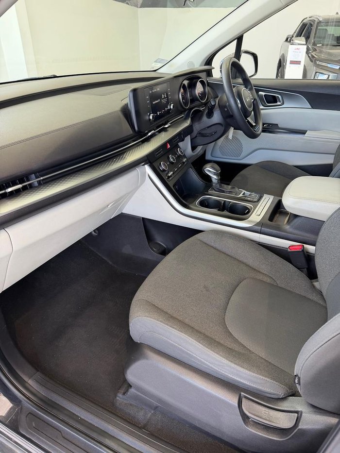 2022 Kia Carnival S