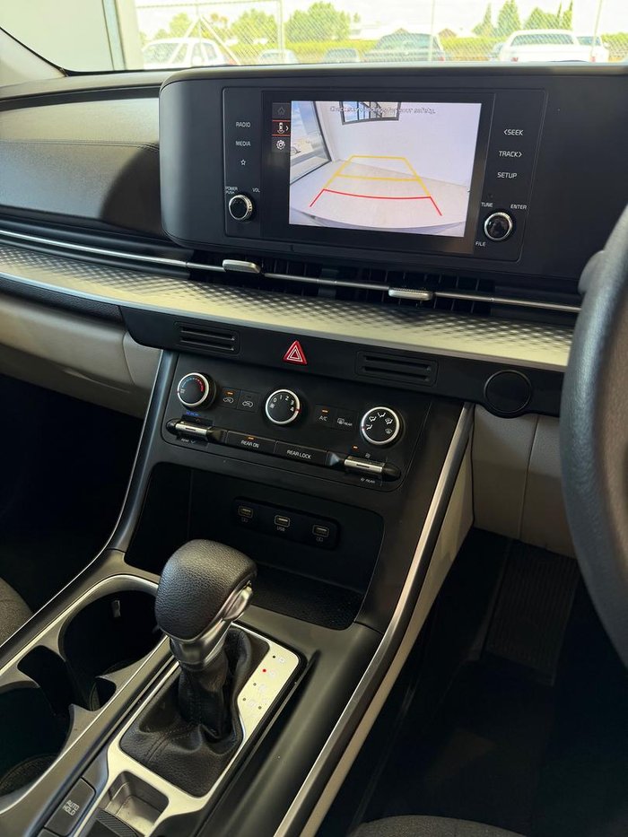 2022 Kia Carnival S