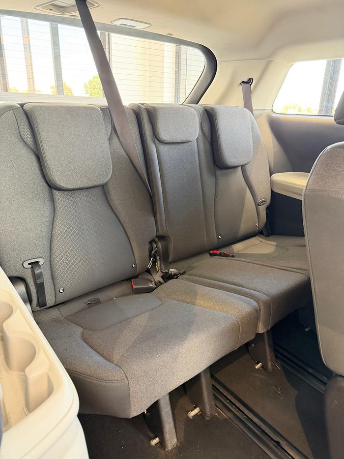 2022 Kia Carnival S