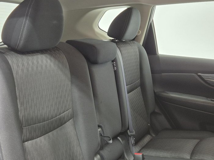 2019 Nissan X-TRAIL ST