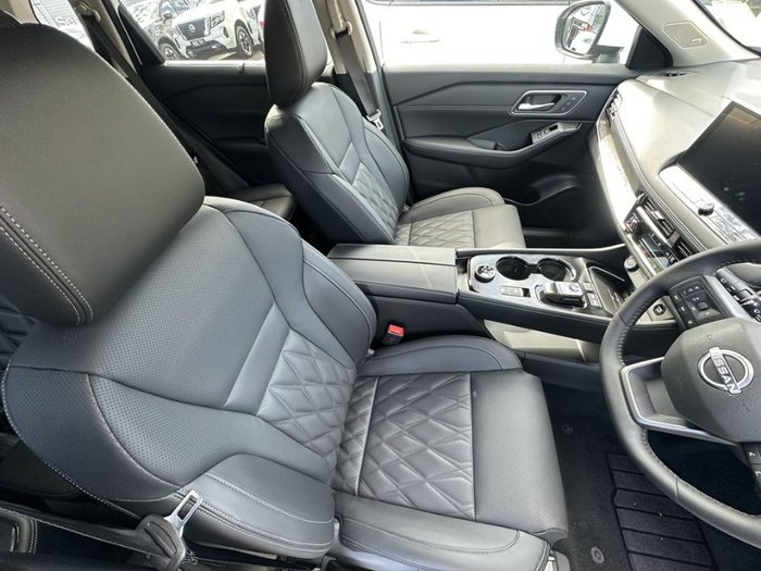 2025 Nissan X-TRAIL TI-L E-POWER