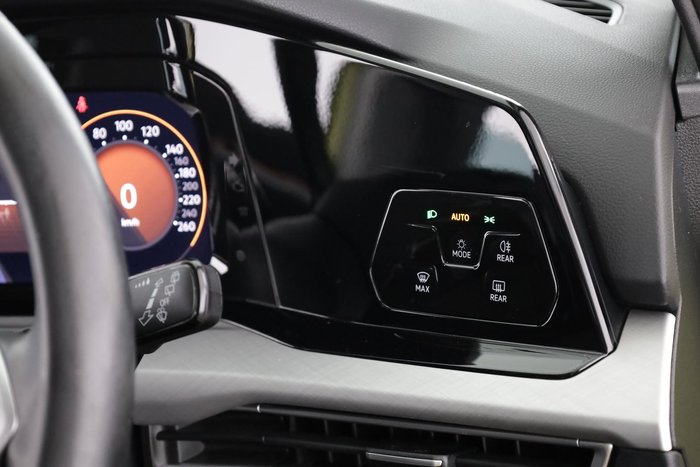 2022 Volkswagen Golf 110TSI Life