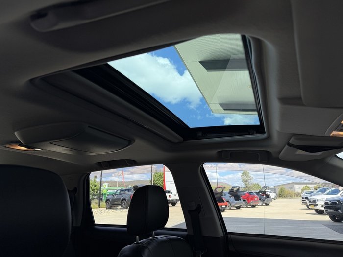 2011 Mitsubishi Outlander VR-X