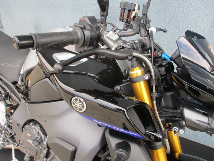 2025 Yamaha MT-10SP BLACK/SILVER