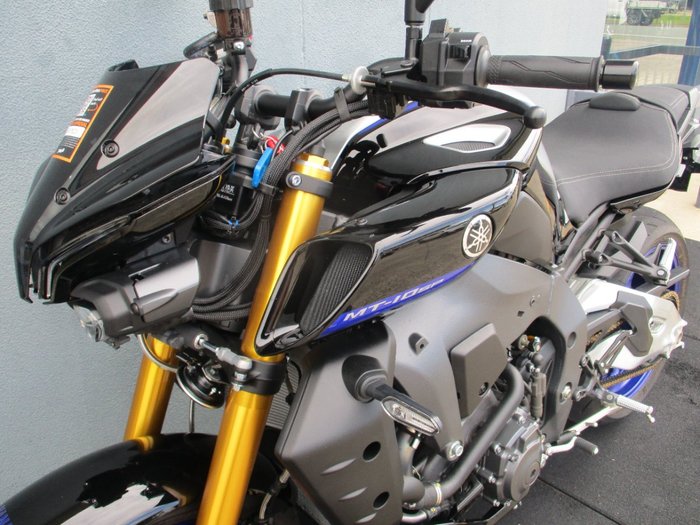 2025 Yamaha MT-10SP BLACK/SILVER