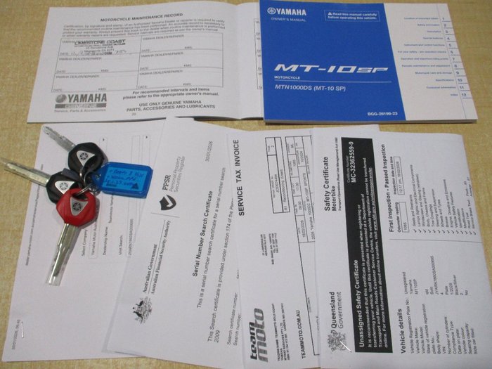 2025 Yamaha MT-10SP BLACK/SILVER