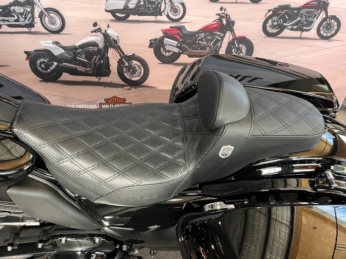 2023 HARLEY-DAVIDSON FLTRXST ROAD GLIDE SPL ST 117