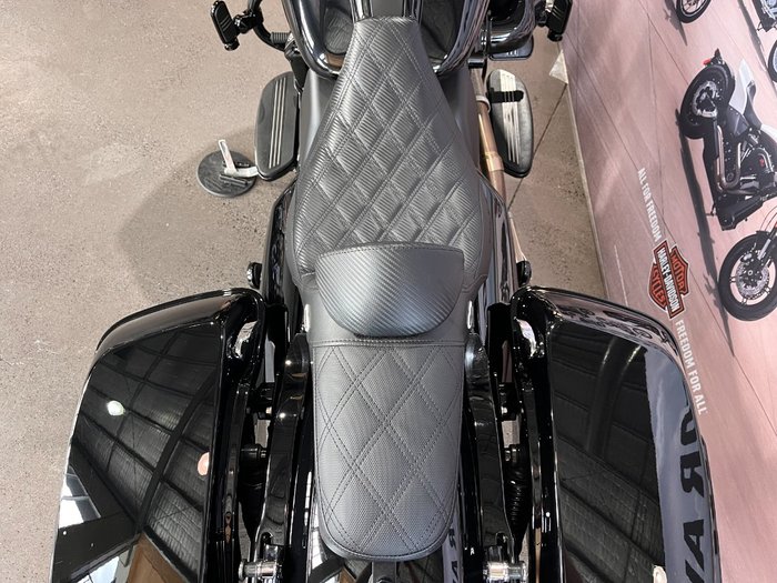 2023 HARLEY-DAVIDSON FLTRXST ROAD GLIDE SPL ST 117