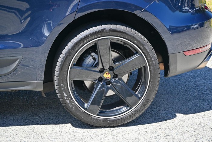 2018 Porsche Macan S