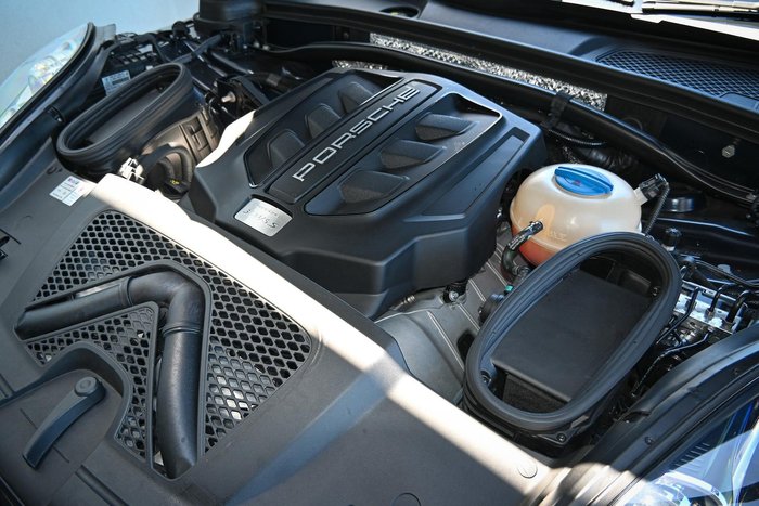 2018 Porsche Macan S