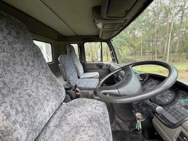 2007 Nissan Ud With 12 Pallet Tray, Pre Emission, 9 Speed Synchro,