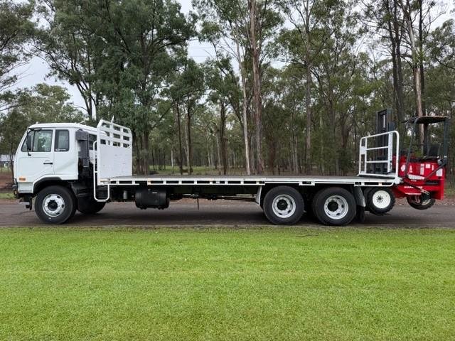 2007 Nissan Ud With 12 Pallet Tray, Pre Emission, 9 Speed Synchro,