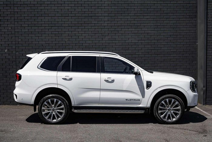 2024 Ford Everest Platinum