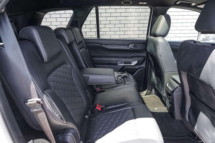 2024 Ford Everest Platinum