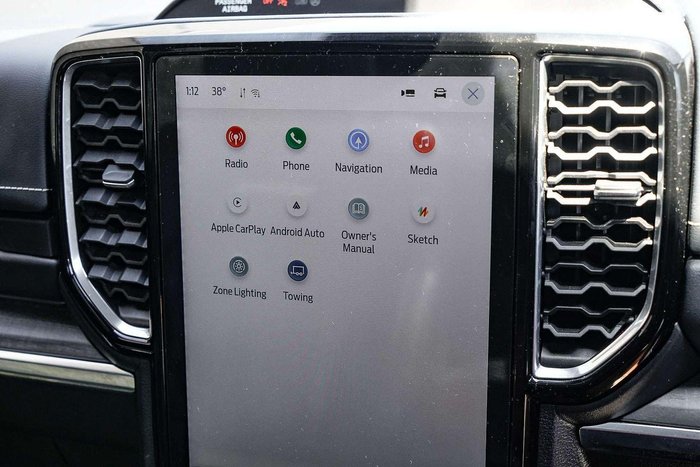 2024 Ford Everest Platinum