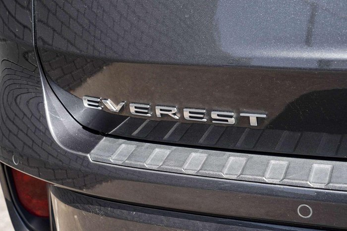 2024 Ford Everest Platinum