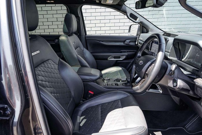 2024 Ford Everest Platinum