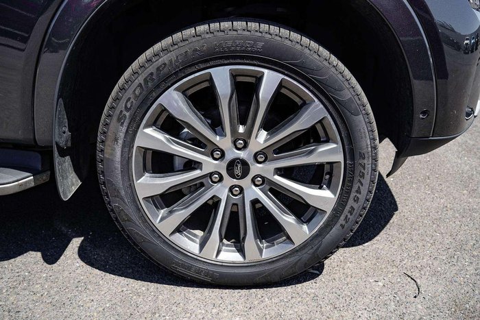 2024 Ford Everest Platinum