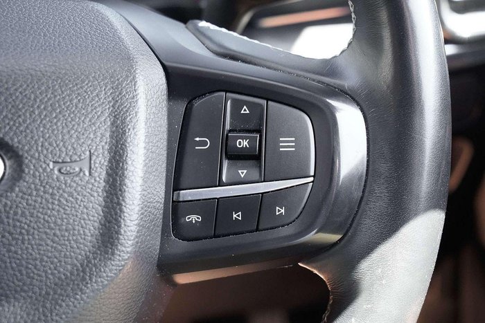 2024 Ford Everest Platinum