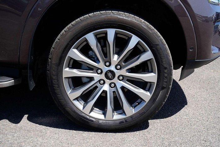 2024 Ford Everest Platinum