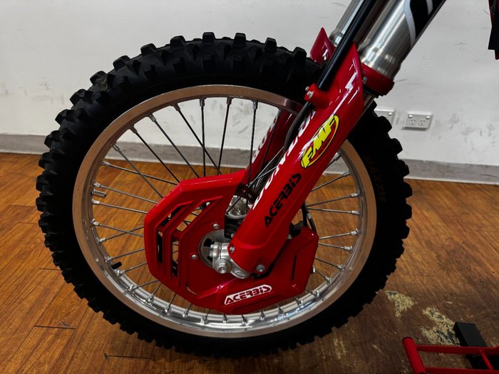 2021 GASGAS EC 250F RED