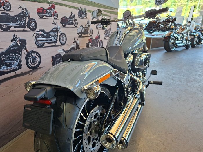 2026 HARLEY-DAVIDSON FXBR BREAKOUT (117)