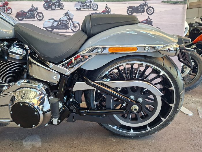 2026 HARLEY-DAVIDSON FXBR BREAKOUT (117)