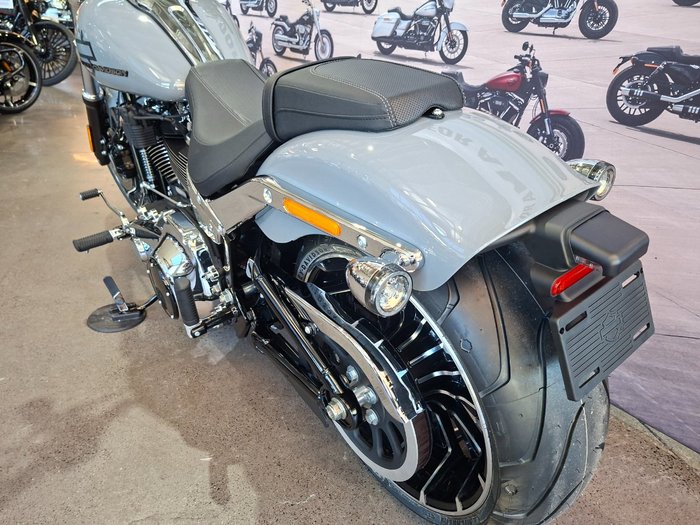 2026 HARLEY-DAVIDSON FXBR BREAKOUT (117)