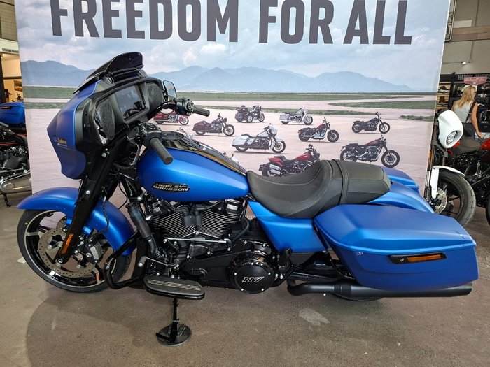 2026 HARLEY-DAVIDSON FLHX STREET GLIDE (117)