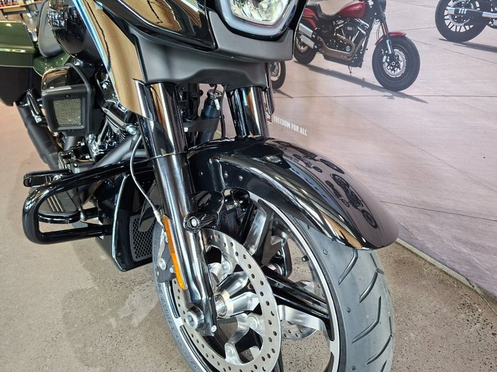 2026 HARLEY-DAVIDSON FLHX STREET GLIDE (117)