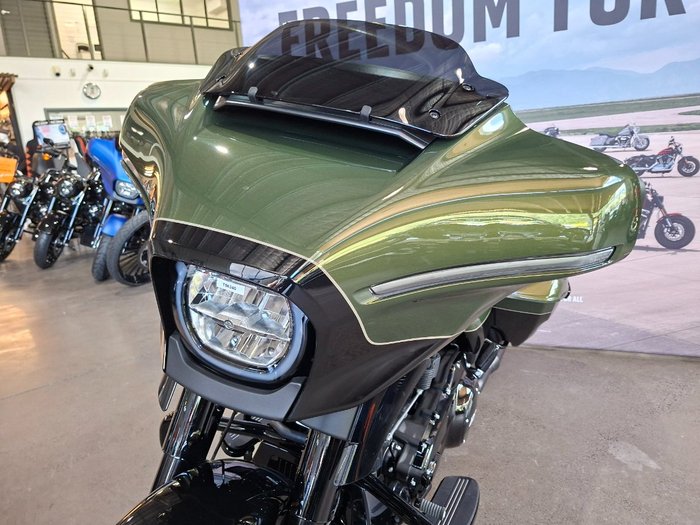 2026 HARLEY-DAVIDSON FLHX STREET GLIDE (117)