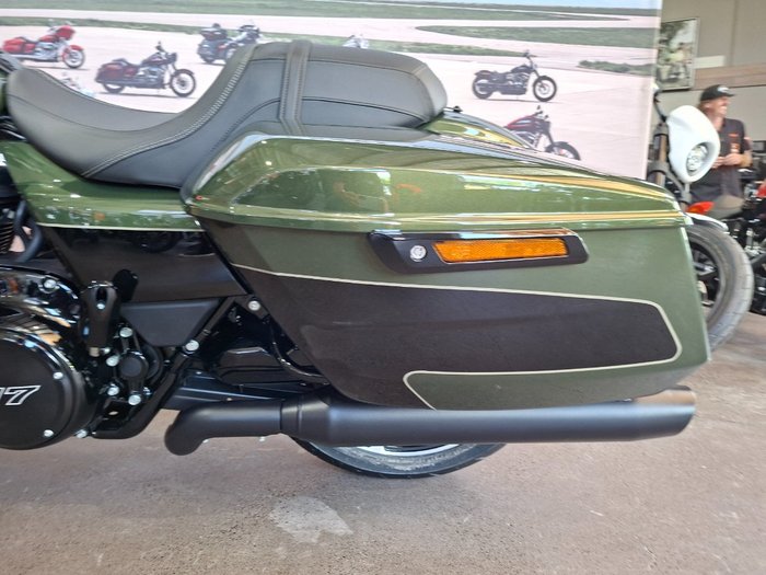 2026 HARLEY-DAVIDSON FLHX STREET GLIDE (117)