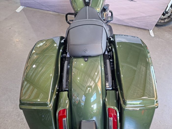 2026 HARLEY-DAVIDSON FLHX STREET GLIDE (117)