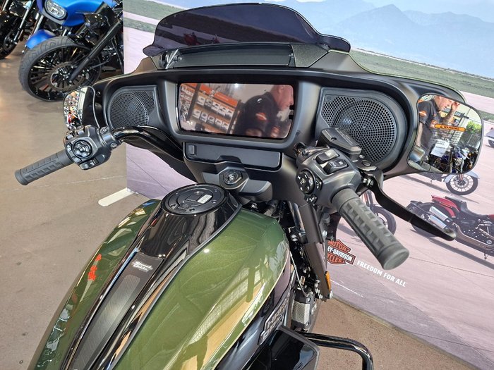 2026 HARLEY-DAVIDSON FLHX STREET GLIDE (117)