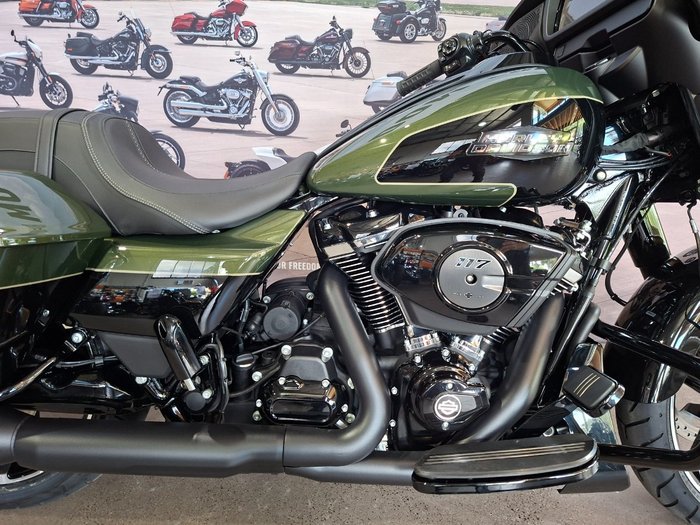 2026 HARLEY-DAVIDSON FLHX STREET GLIDE (117)