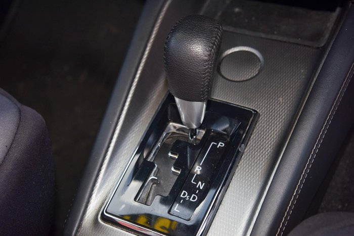 2022 Mitsubishi ASX ES