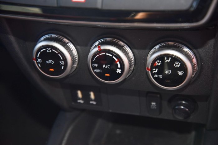 2022 Mitsubishi ASX ES