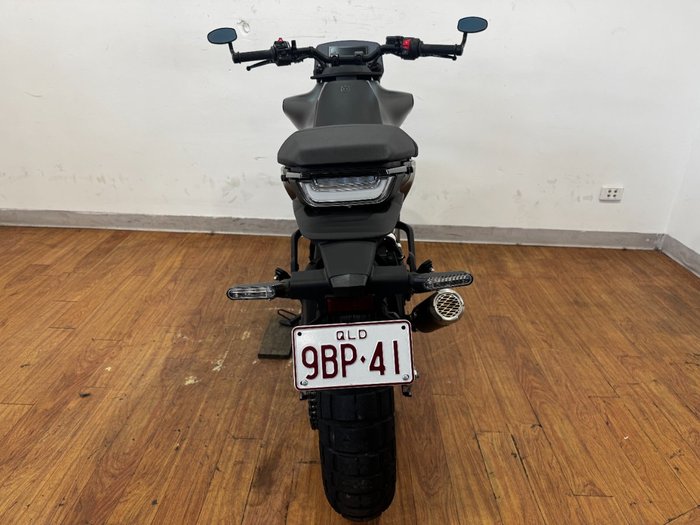 2024 Husqvarna SVARTPILEN 401 Black