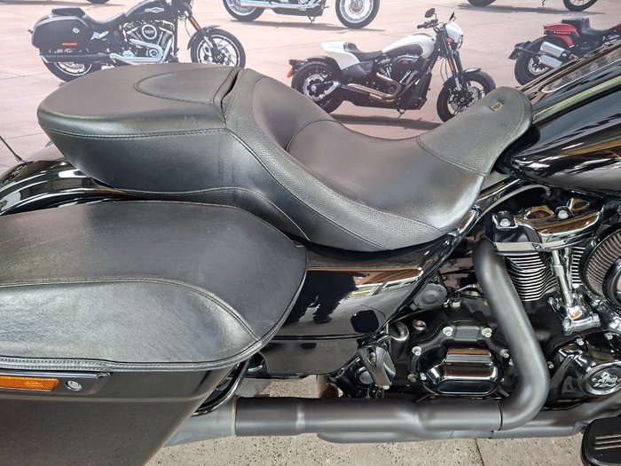 2018 HARLEY-DAVIDSON FLTRXS ROAD GLIDE SPECIAL