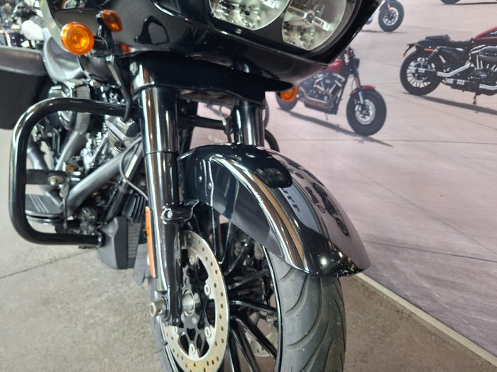 2018 HARLEY-DAVIDSON FLTRXS ROAD GLIDE SPECIAL